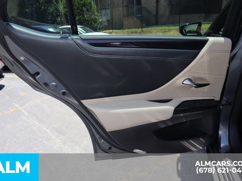 Used 2020 Lexus ES 300h w/ Premium Package FWD image 21