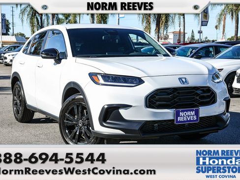 Certified 2026 Honda HR-V Sport image 1