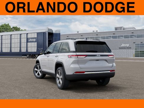 New 2026 Jeep Grand Cherokee Limited AWD/4WD image 3