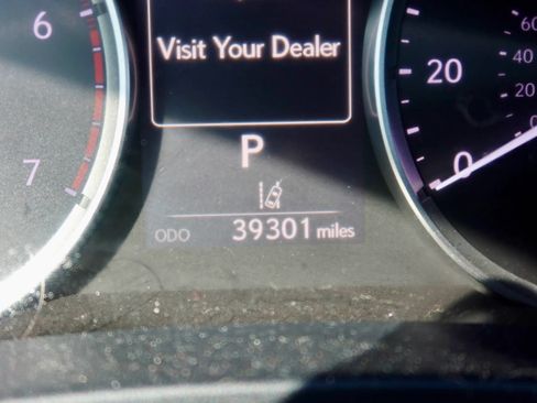 Used 2021 Lexus IS 300 w/ Accessory Package RWD image 21