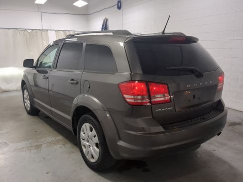 Used 2016 Dodge Journey SE w/ Flexible Seating Group image 8