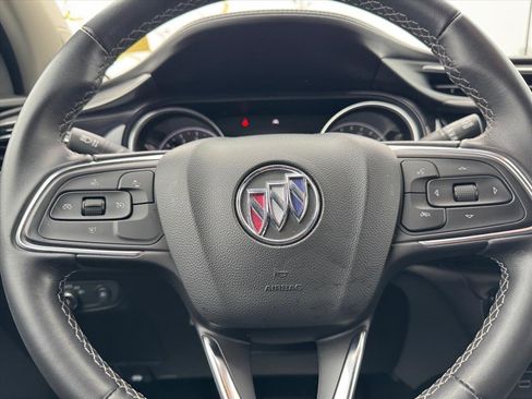 Used 2020 Buick Encore GX Preferred w/ Cold Weather Comfort Package image 16