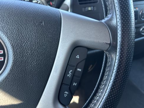 Used 2012 GMC Sierra 2500 SLE w/ SLE Preferred Package AWD/4WD image 23