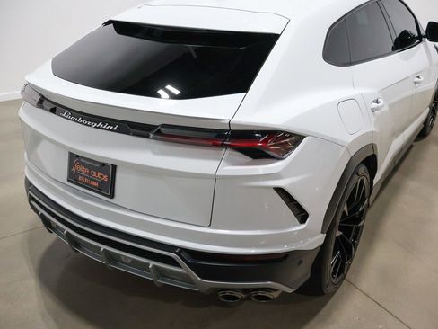 Used 2020 Lamborghini Urus image 78