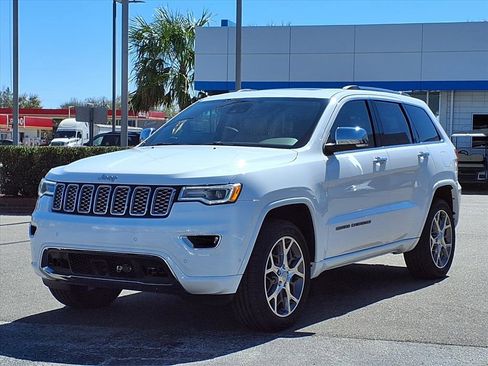 Used 2020 Jeep Grand Cherokee Overland image 30