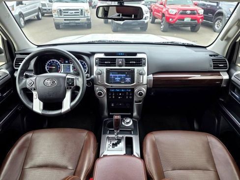 Used 2018 Toyota 4Runner Limited AWD/4WD image 9