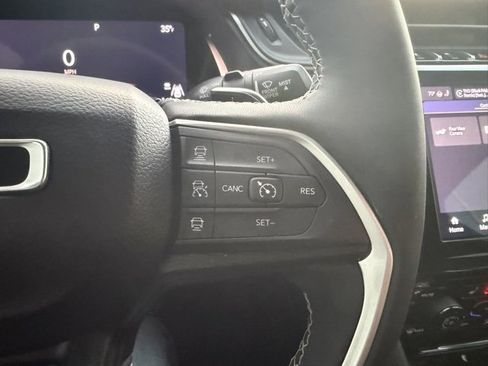 Used 2023 Jeep Grand Cherokee L Laredo image 22