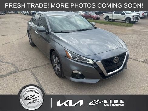 Used 2020 Nissan Altima 2.5 SL AWD/4WD image 1
