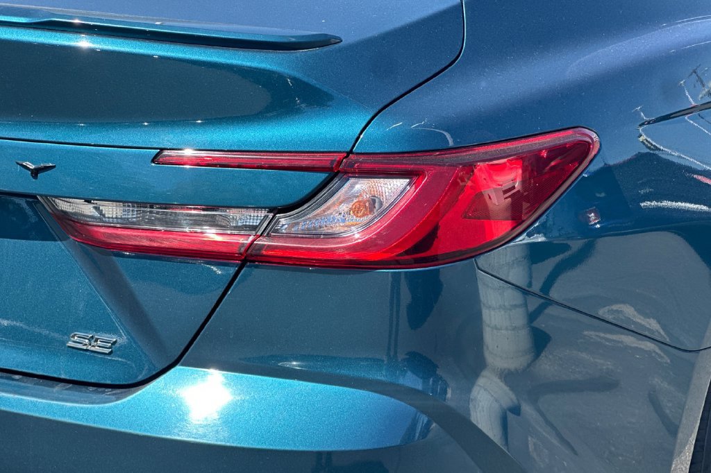 Used 2025 Toyota Camry SE FWD image 28