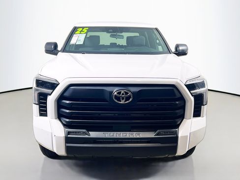 Used 2025 Toyota Tundra SR5 w/ SR5 Convenience Package AWD/4WD image 11