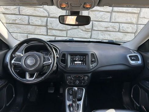 Certified 2020 Jeep Compass Latitude w/ Cold Weather Group image 10