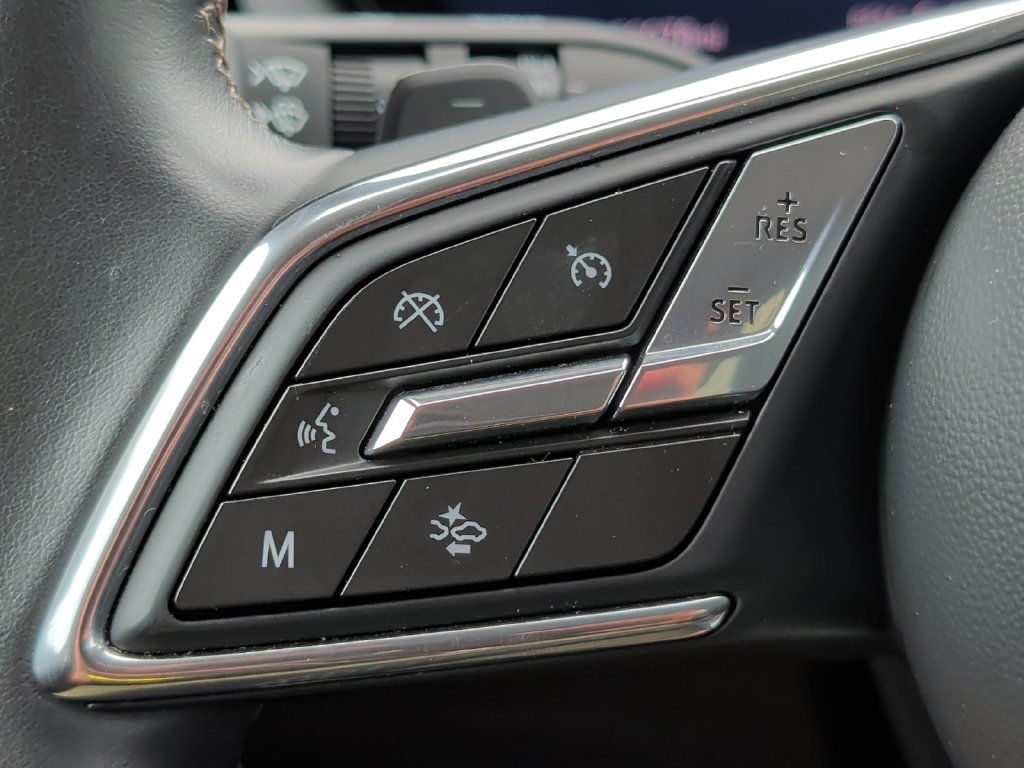 Used 2024 Buick Envision Preferred AWD/4WD image 12