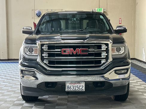 Used 2018 GMC Sierra 1500 SLT w/ SLT Premium Package image 9