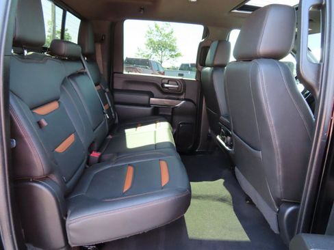 Used 2020 GMC Sierra 2500 AT4 w/ AT4 Premium Package AWD/4WD image 54