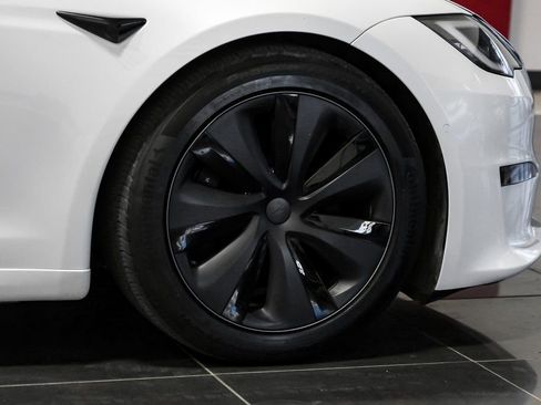 Used 2023 Tesla Model S image 51