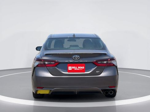Used 2023 Toyota Camry SE FWD image 5