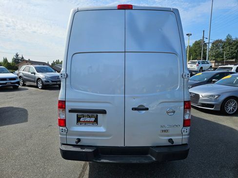 Used 2012 Nissan NV 2500 S RWD image 5