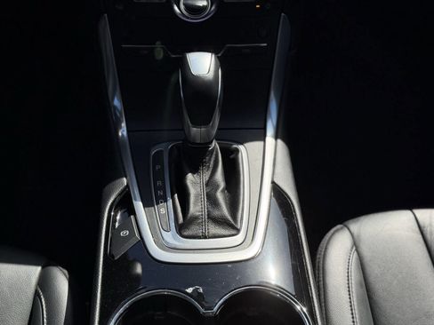 Used 2018 Ford Edge Titanium w/ Technology Package image 19