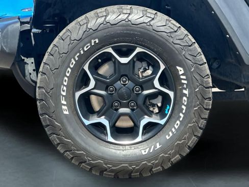 Used 2023 Jeep Wrangler Unlimited Rubicon 4xe image 31