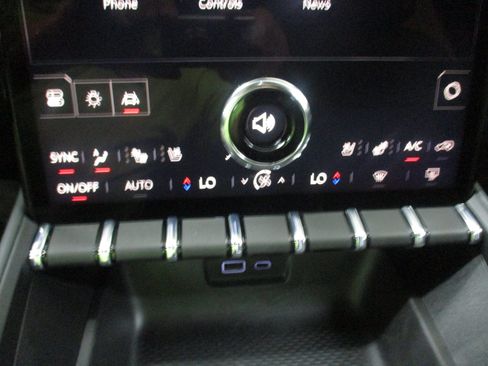 New 2026 GMC Terrain AT4 w/ Convenience Package III AWD/4WD image 34