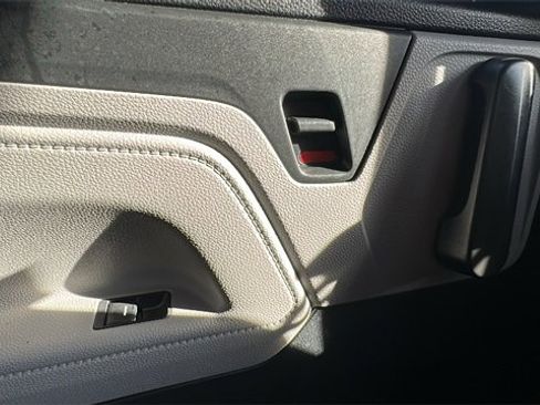 Used 2023 Honda Odyssey EX-L image 37