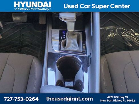 Certified 2023 Hyundai Elantra SEL w/ Convenience Package FWD image 17