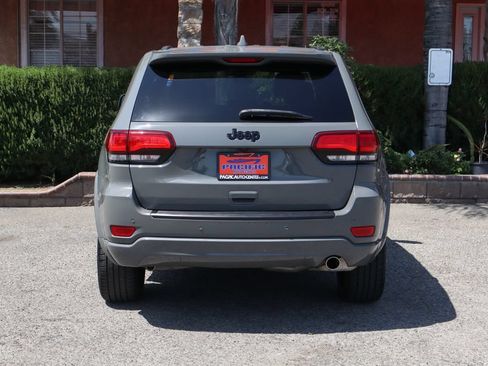 Used 2021 Jeep Grand Cherokee Laredo X RWD image 7