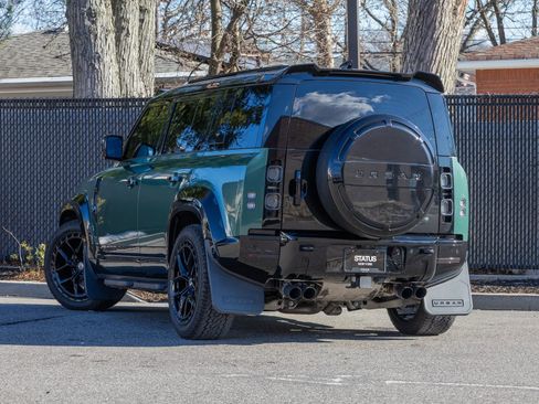 Used 2024 Land Rover Defender 110 V8 image 22