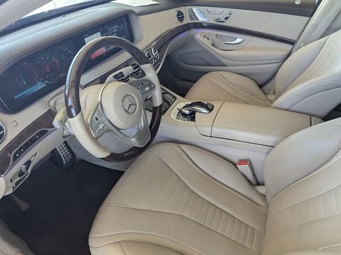 Used 2019 Mercedes-Benz S 560 Sedan image 20