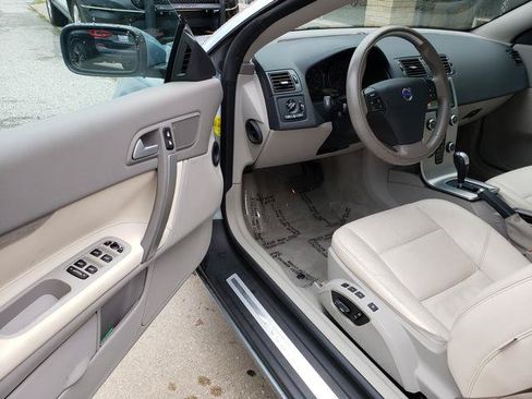 Used 2007 Volvo C70 T5 FWD image 10
