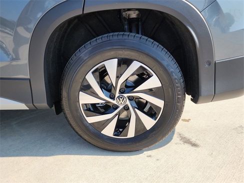 New 2025 Volkswagen Tiguan S image 25