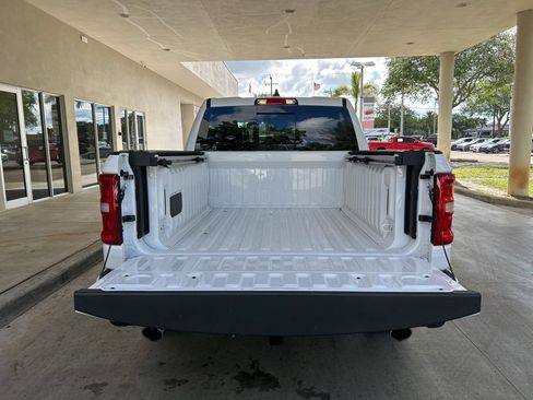Used 2025 RAM 1500 Big Horn AWD/4WD image 42