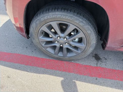 Used 2019 Jeep Grand Cherokee High Altitude image 25