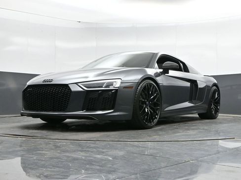 Used 2017 Audi R8 V10 plus AWD/4WD image 43