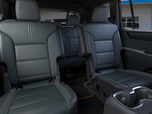 New 2026 GMC Acadia AT4 w/ Luxury Package AWD/4WD image 17