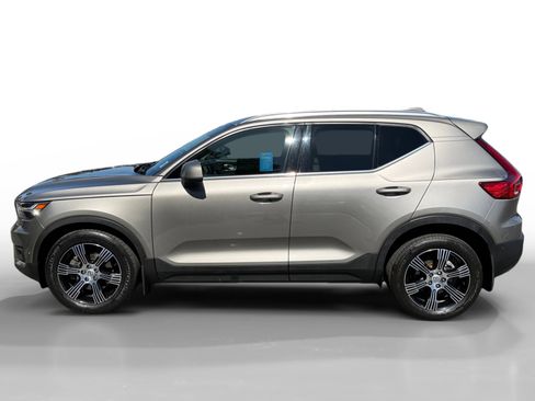 Used 2021 Volvo XC40 T5 Inscription AWD/4WD image 2