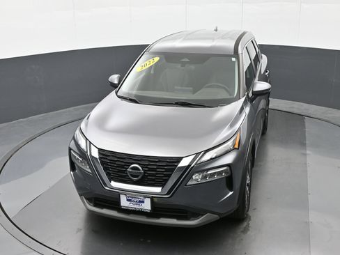 Used 2022 Nissan Rogue SV AWD/4WD image 35
