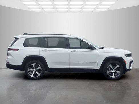 New 2026 Jeep Grand Cherokee L Limited image 6