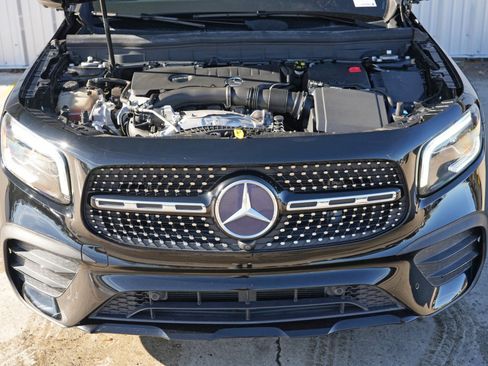 Used 2020 Mercedes-Benz GLB 250 GLB 250 w/ AMG Line image 7