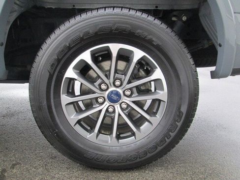 Used 2020 Ford F150 Lariat w/ Equipment Group 502A Luxury image 12