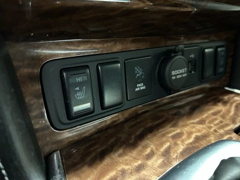 Used 2019 Nissan Armada SV w/ Driver Package AWD/4WD image 18
