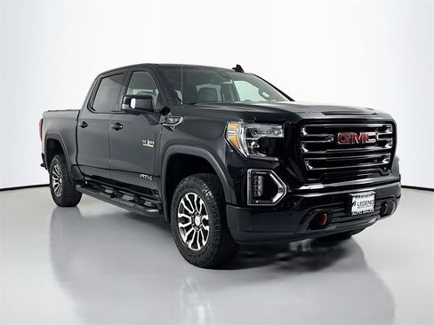 Used 2019 GMC Sierra 1500 AT4 w/ Off Road Performance Package image 3
