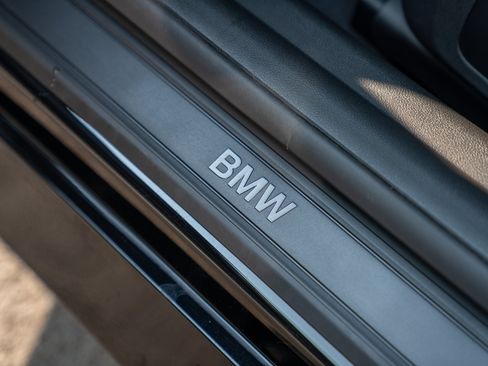Used 2023 BMW 230i Coupe w/ Convenience Package RWD image 11