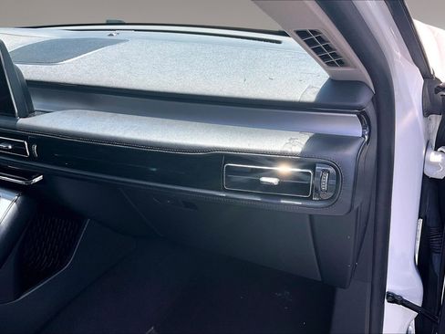 Used 2023 Lincoln Aviator 2WD image 27
