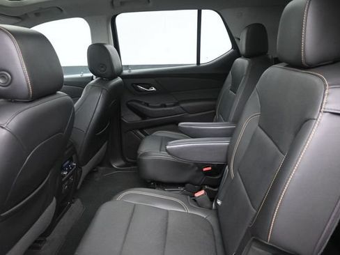 Used 2019 Chevrolet Traverse Premier w/ Redline Edition FWD image 9