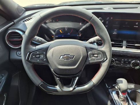 New 2026 Chevrolet Trax RS w/ Driver Confidence Package FWD image 19