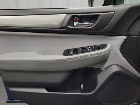 Used 2019 Subaru Outback 2.5i Premium AWD/4WD image 26