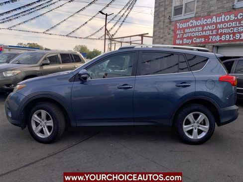 Used 2013 Toyota RAV4 XLE image 2