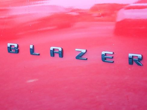 Used 2021 Chevrolet Blazer LT image 11