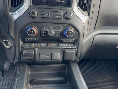 Used 2022 Chevrolet Silverado 1500 RST w/ Redline Edition AWD/4WD image 27